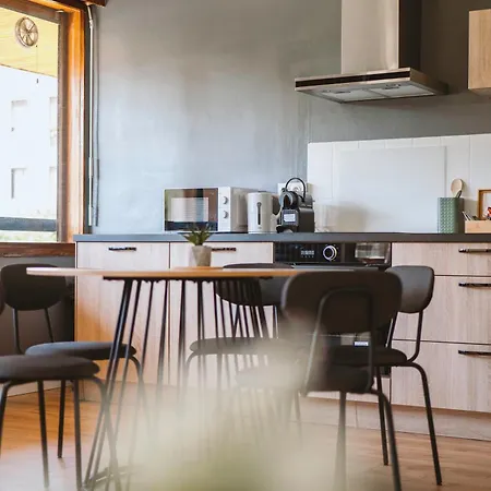 Moderne Pour 5 Personnes